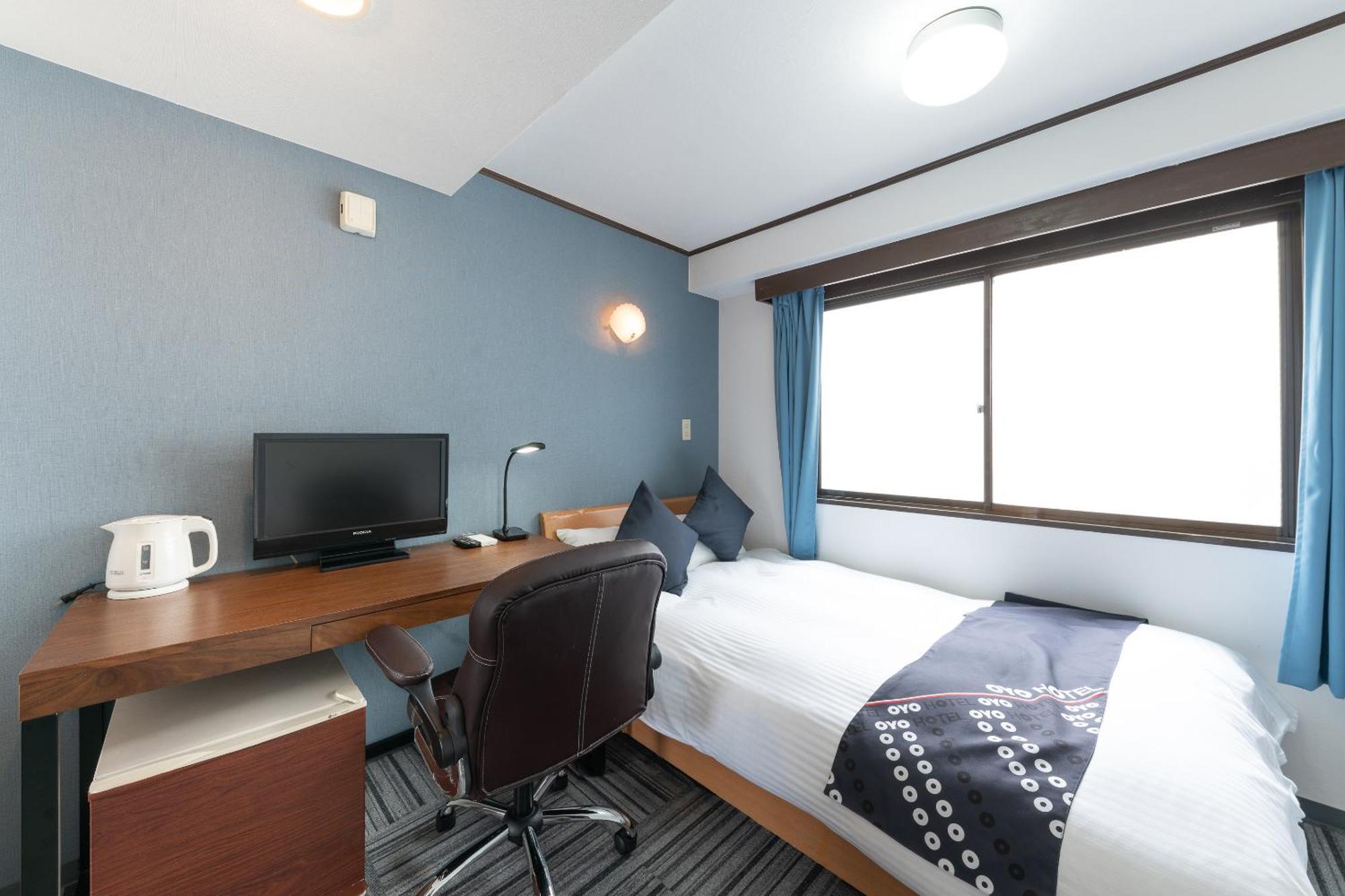 Oyo Hotel Ikebukuro Токио Экстерьер фото