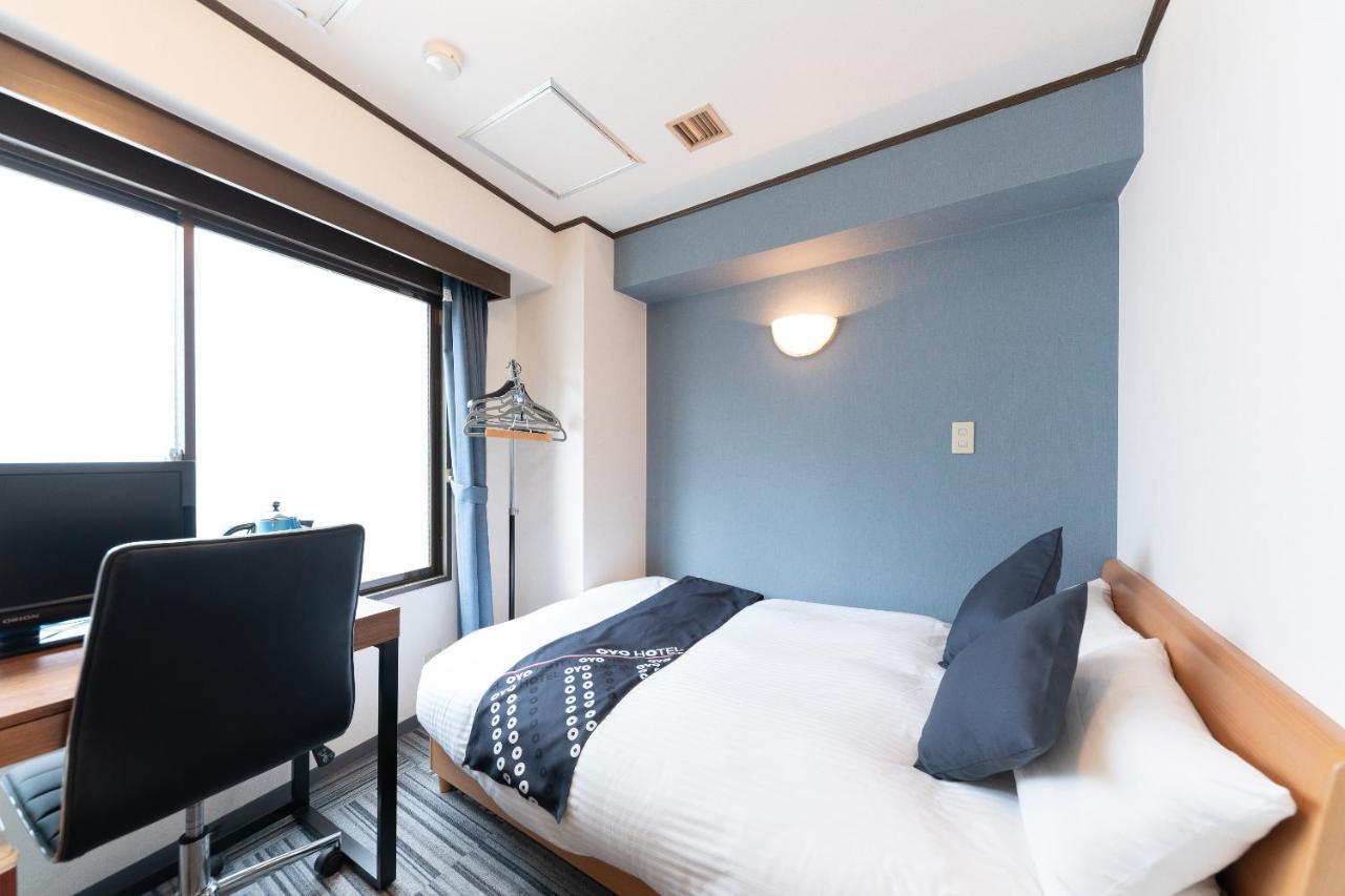 Oyo Hotel Ikebukuro Токио Экстерьер фото