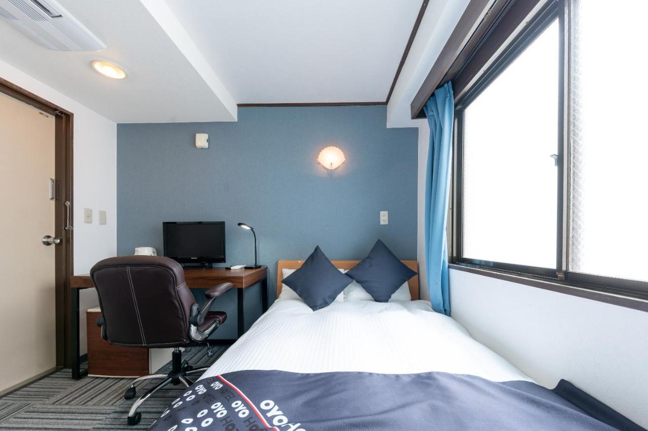 Oyo Hotel Ikebukuro Токио Экстерьер фото
